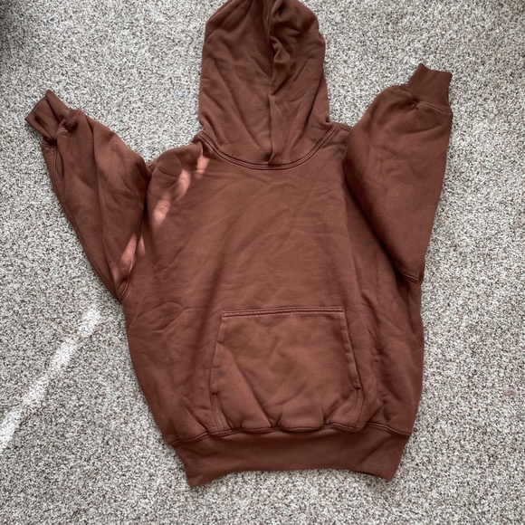 YEEEZE KIDS SIZE 7 HOODIES - Picture 4 of 4